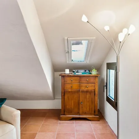 Apartman Attic